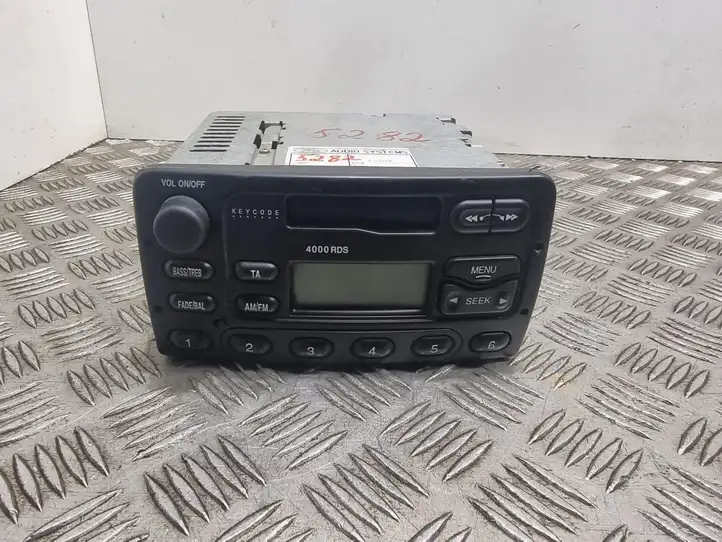 Ford Focus (1998 - 2004) YS6F18K876DA Магнитола / мультимедийная система — фото 1