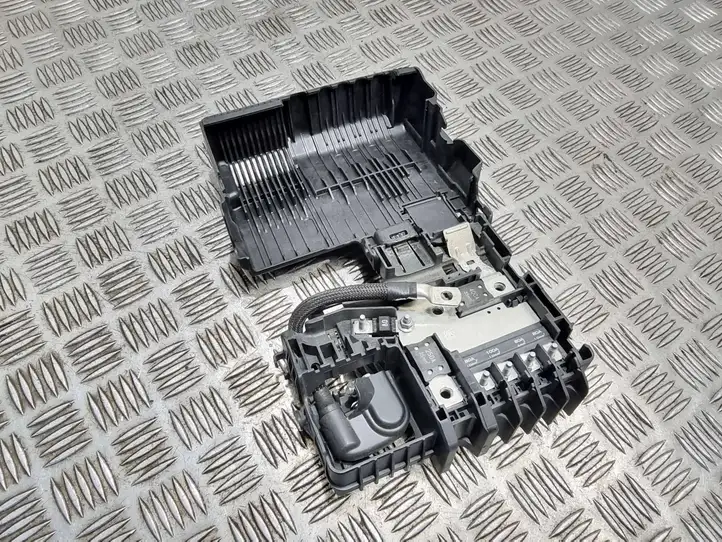 Opel Corsa E (2014 - 2019) 525230582 Плюсовой провод аккумулятора — фото 5