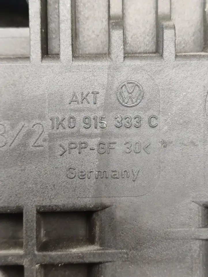 Volkswagen Golf Plus (2004 - 2008) 1K0915333C Ящик аккумулятора — фото 7