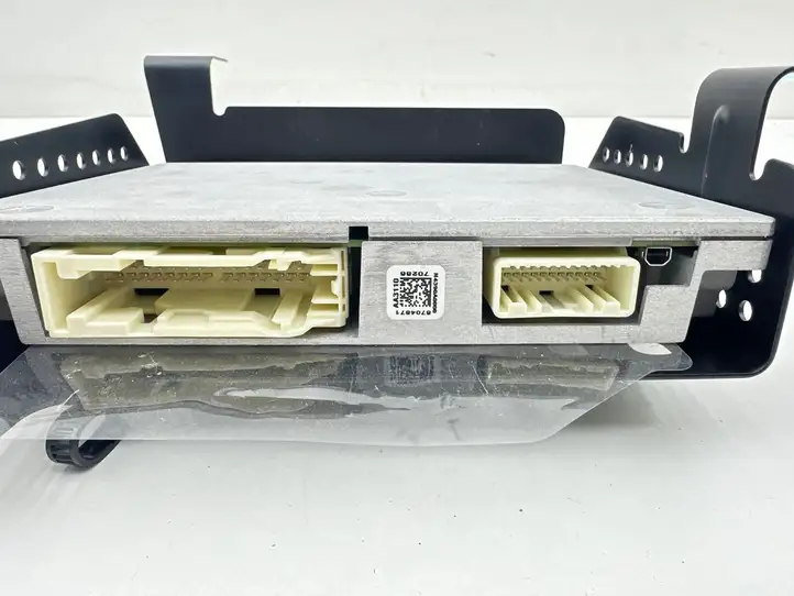 Subaru Outback (BT) (2019 - ) 86221AN01B Усилитель звука — фото 2