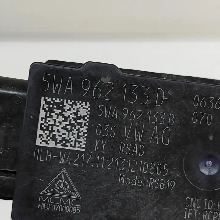 Volkswagen ID.4 (2020 - ) 5WA962133D Антенна бесключевого доступа — фото 6