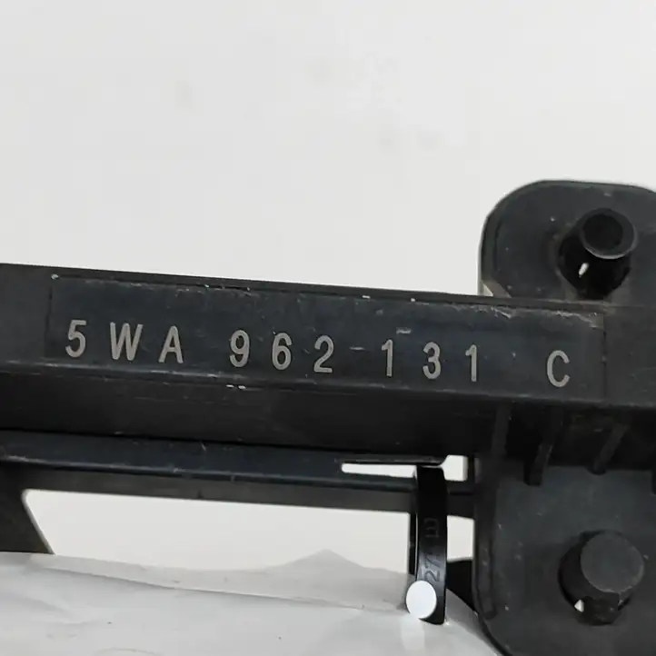 Volkswagen ID.4 (2020 - ) 5WA962131C Антенна бесключевого доступа — фото 5