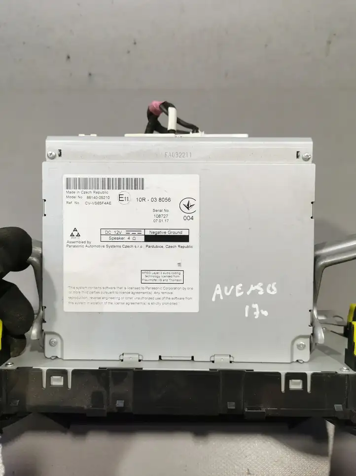 Toyota Avensis T270 (2015 - 2018) 8614005210 Магнитола / мультимедийная система — фото 2