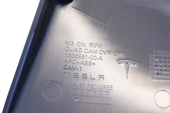 Tesla Model 3 (2017 - 2023) 153598100A Прочие детали салона — фото 5