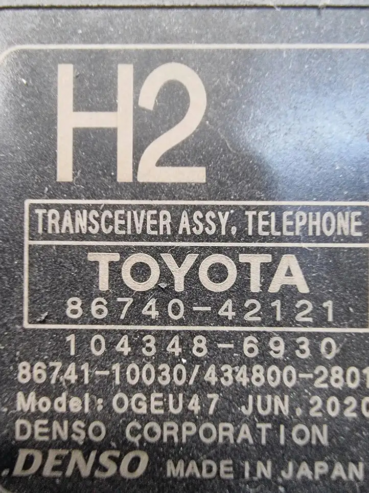 Toyota RAV 4 (XA50) (2018 - ) 8674042121 Блок GSM — фото 4