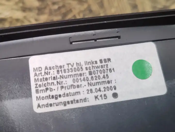 BMW 7 F01 (2008 - 2016) 81833005 Дверная пепельница — фото 4