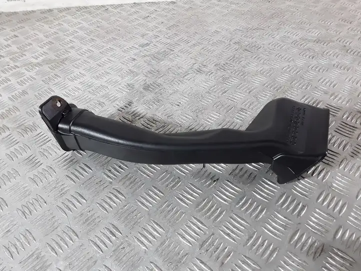 Toyota RAV 4 (XA50) (2018 - ) 5886142020 Детали воздухозаборника — фото 5