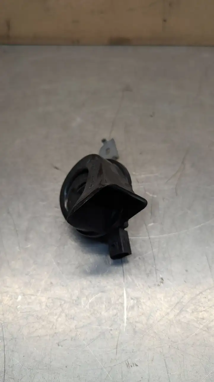 Mercedes-Benz S W222 (2013 - ) A2225421720 Звуковой сигнал — фото 2