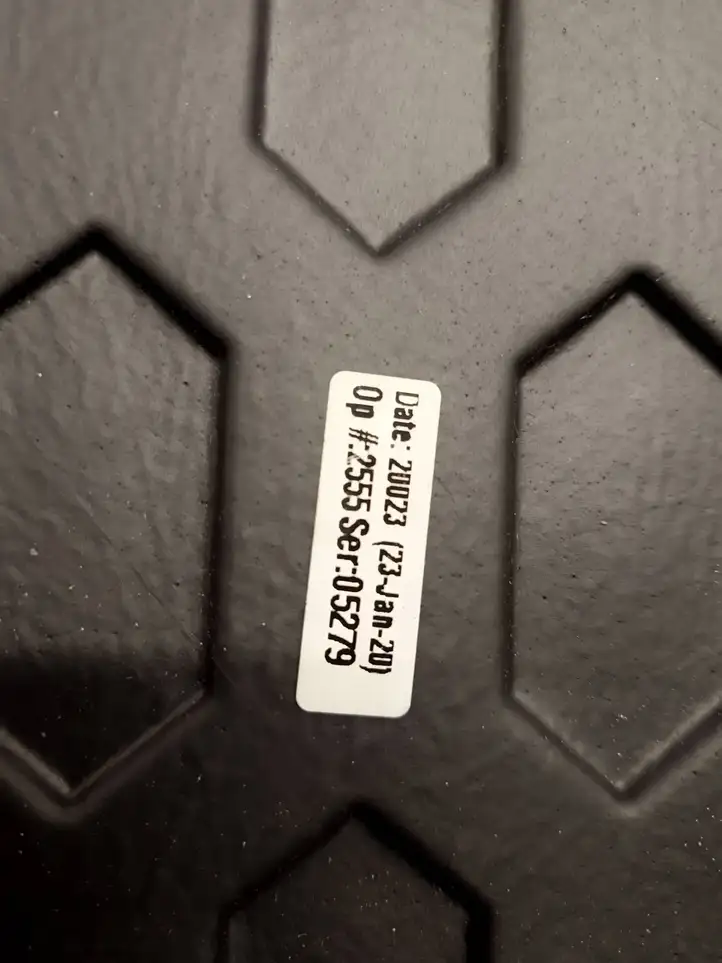 Subaru Outback (BT) (2019 - ) J501SAN200 Резиновый коврик багажника — фото 3