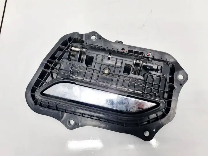 Tesla Model S (2012 - 2016) 1008982 Наружная ручка двери — фото 1