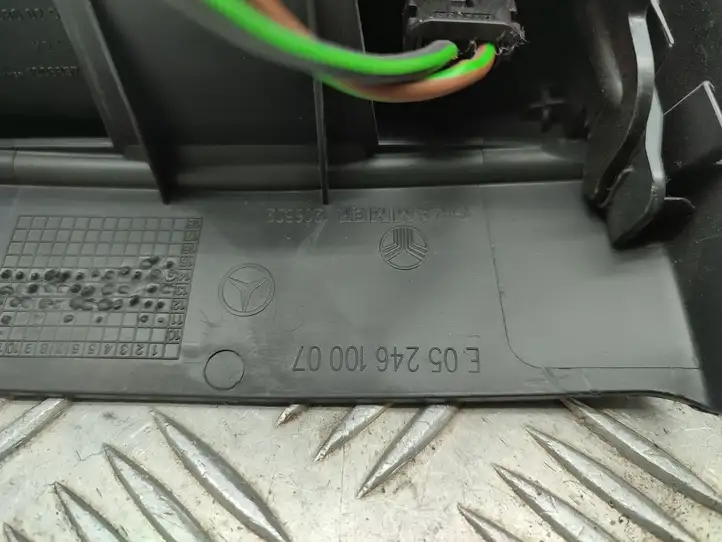 Mercedes-Benz B-class W246 (2014 - 2018) A2466800250 Задняя пепельница — фото 10