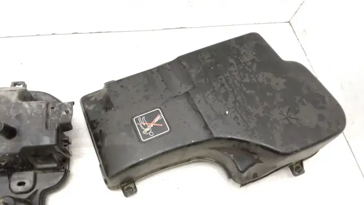Citroen C6 (2005 - 2012) 9644856080 Крышка ящика предохранителей — фото 8