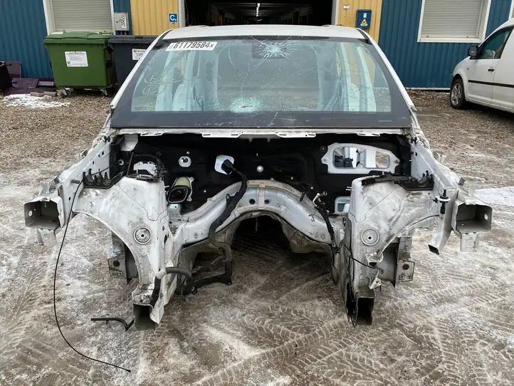 Jeep Grand Cherokee (2010 - 2021) Кузов — фото 7