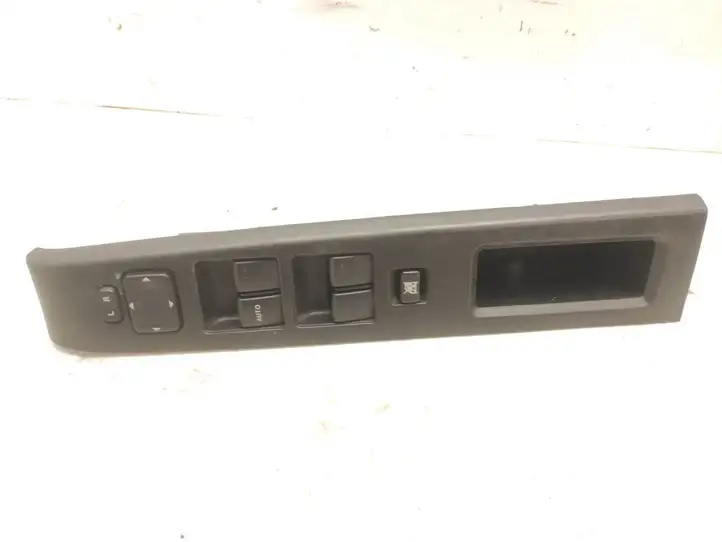 Mazda 5 (2010 - 2016) CC64684L6 Кнопка стеклоподъемников — фото 1
