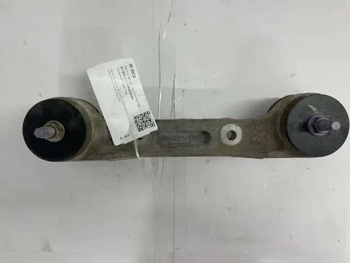 Toyota RAV 4 (XA50) (2018 - ) 4165142090 Кронштейн заднего редуктора — фото 5