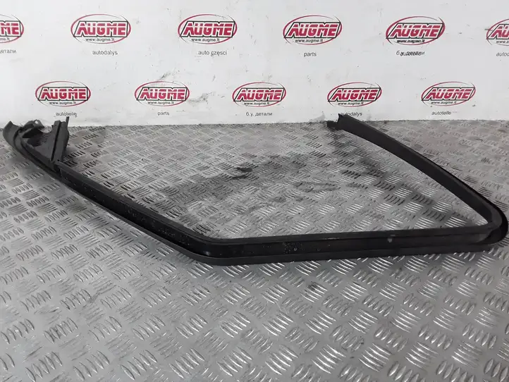 Land Rover Range Rover L322 (2009 - 2012) 51337000677 Накладка стекла передней двери — фото 4