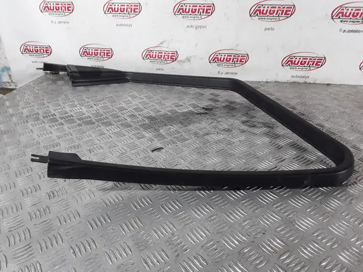 Land Rover Range Rover L322 (2009 - 2012) 51337000677 Накладка стекла передней двери — фото 5