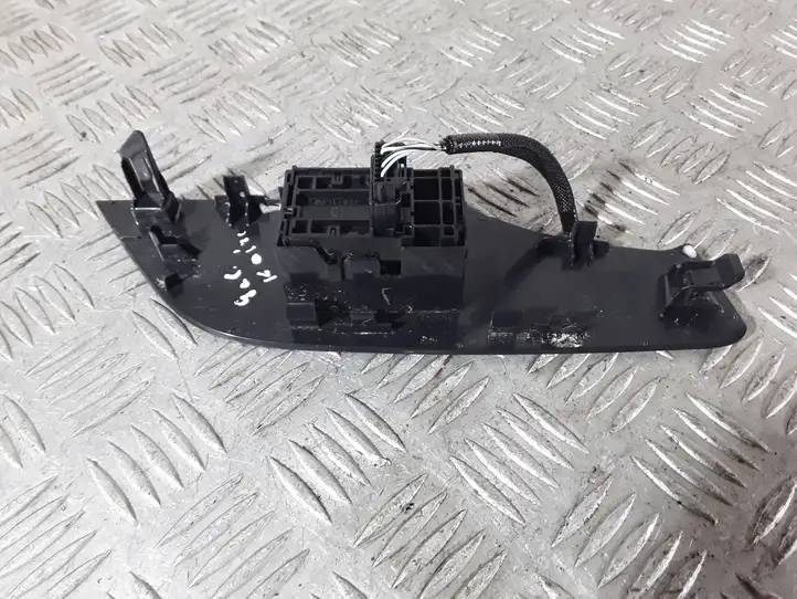 Toyota RAV 4 (XA50) (2018 - ) 7427242110 Блок кнопок стеклоподъемников — фото 4