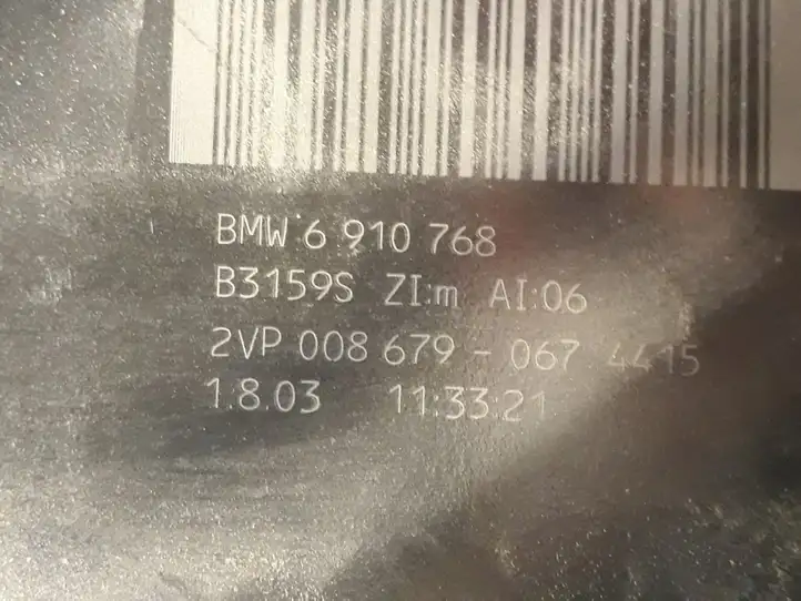 BMW 5 E60 E61 (2004 - 2010) 6910768 Задний фонарь в кузове — фото 2
