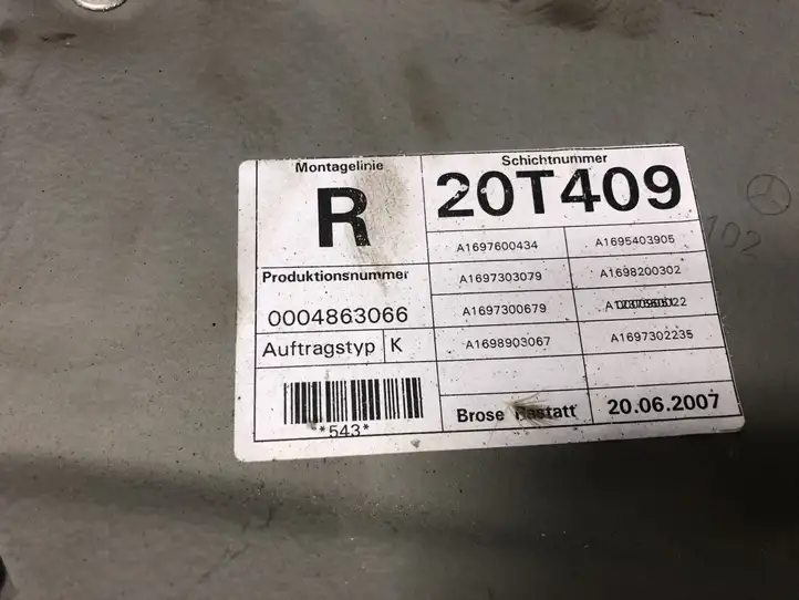 Mercedes-Benz B-class W245 (2005 - 2008) A1697300679 Механический стеклоподъемник задней двери — фото 2