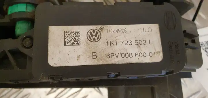 Volkswagen PASSAT B6 (2005 - 2010) 1K1723503L Педаль акселератора — фото 2