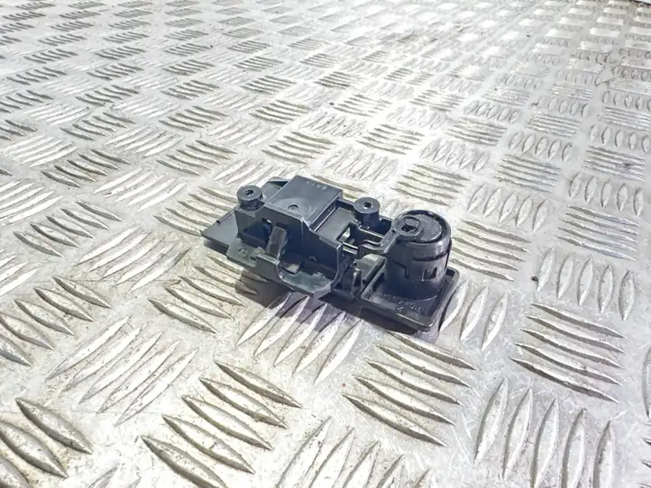 Suzuki Grand Vitara II (2005 - 2008) Ручка бардачка — фото 3
