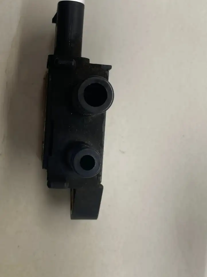 Ford S-MAX (2015 - ) FC4A5L200AA Датчик давления выхлопных газов — фото 4