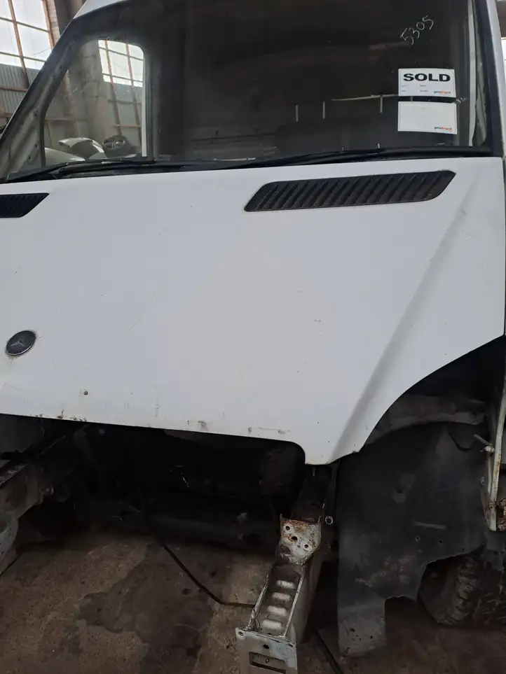 Mercedes-Benz Sprinter W906 (2006 - 2018) Nocode Крышка двигателя декоративная — фото 2