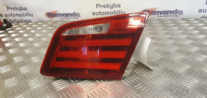 BMW 5 F10 F11 (2009 - 2016) 63217203226909 Задний фонарь в крышке багажника — фото 1