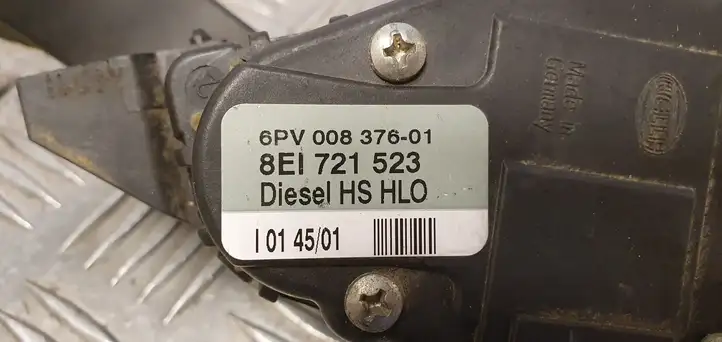 Audi A4 S4 B6 8E 8H (2000 - 2006) 8EI721523 Педаль акселератора — фото 2