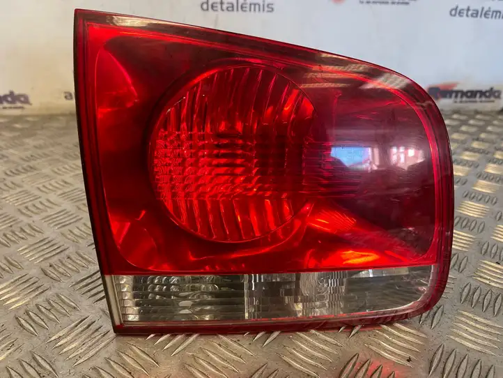 Volkswagen Touareg I (2002 - 2010) 7L6945093H Задний фонарь в крышке багажника — фото 1