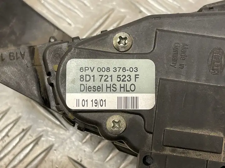 Audi A6 S6 C5 4B (2001 - 2004) 6PV00837603 Педаль акселератора — фото 3