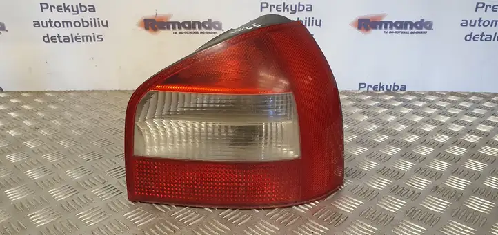 Audi A3/S3 8L (2000 - 2003) 8L0945096B Задний фонарь в кузове — фото 1