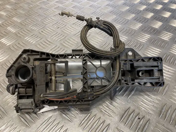 Volkswagen PASSAT B6 (2005 - 2010) 3C0837886 Наружная ручка двери — фото 2