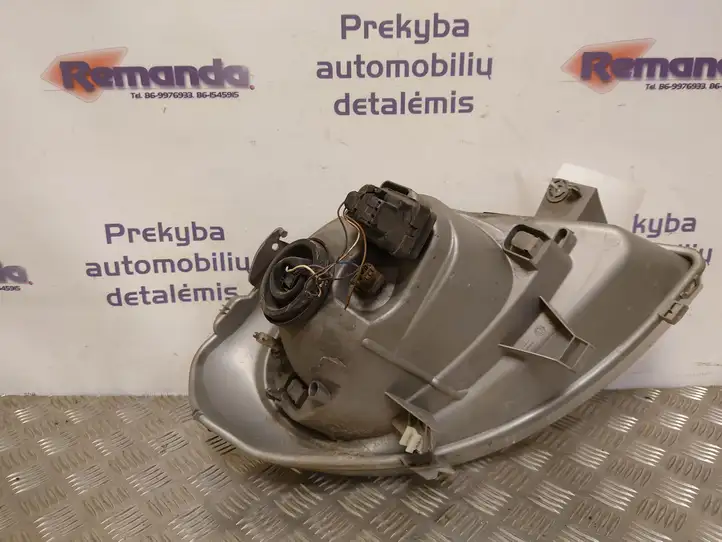Opel Vivaro (2001 - 2006) 7700311371 Передняя фара — фото 4