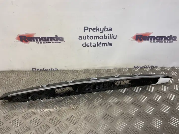 Volvo V50 (2008 - 2012) 30753027 Подсветка номера — фото 3