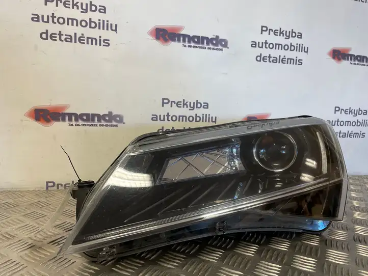 Skoda Superb B8 (3V) (2015 - 2023) 3V1941015B Передняя фара — фото 2