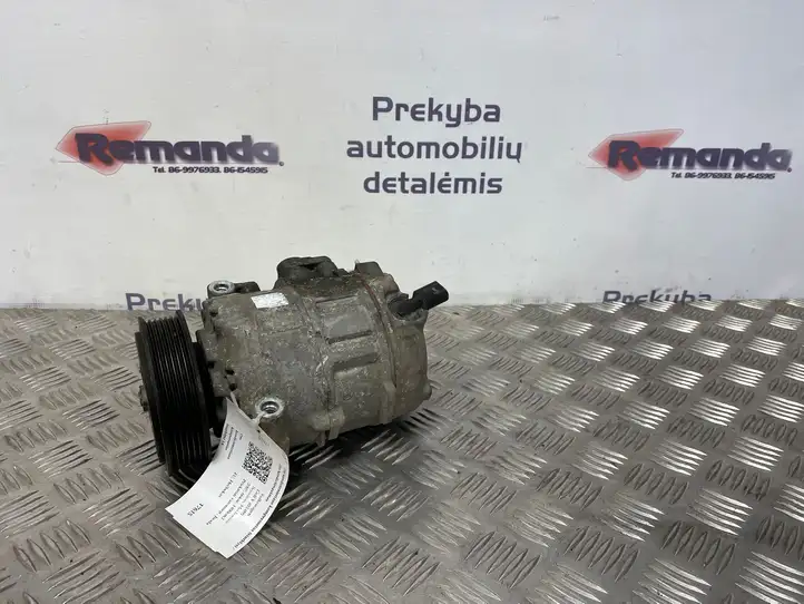 Volkswagen Golf V (2003 - 2009) 1K0820803P Компрессор (насос) кондиционера воздуха — фото 1