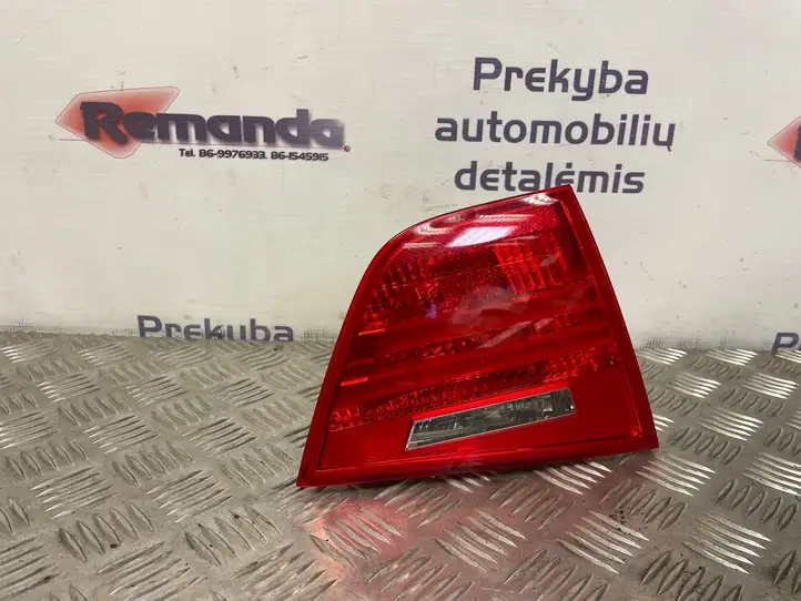 BMW 3 E90 E91 (2005 - 2012) 218201 Задний фонарь в крышке багажника — фото 1
