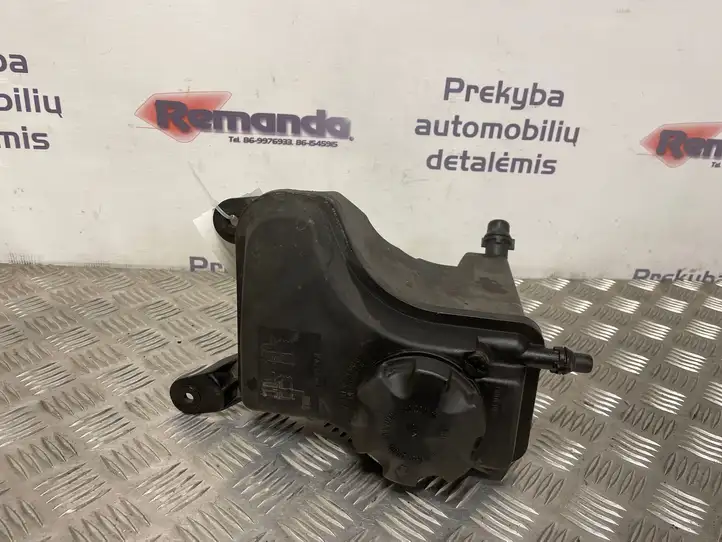 BMW 3 E90 E91 (2005 - 2012) 781059202 Расширительный бачок — фото 1