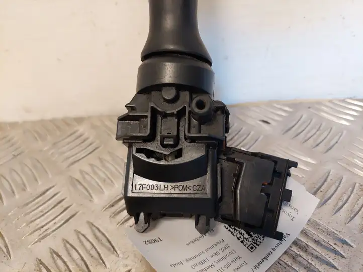 Toyota Yaris (2005 - 2009) 17F003LH Переключатель стеклоочистителей — фото 2