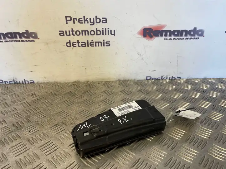 Mercedes-Benz ML W164 (2005 - 2011) 30350077E Подушка безопасности сиденья — фото 1