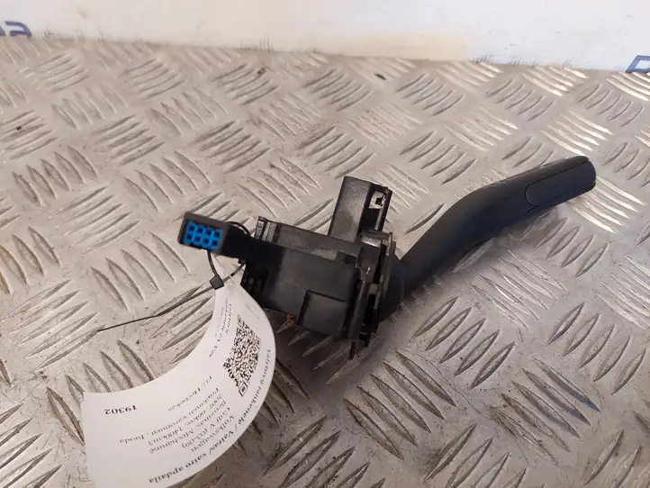 Volkswagen Golf V (2003 - 2009) Переключатель стеклоочистителей — фото 4
