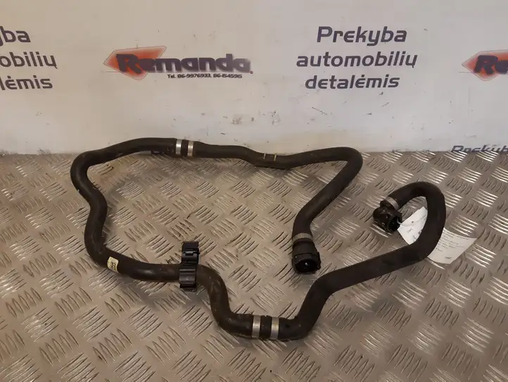 BMW 3 F30 F35 F31 (2012 - 2018) 8673992 Шланги системы охлаждения — фото 1