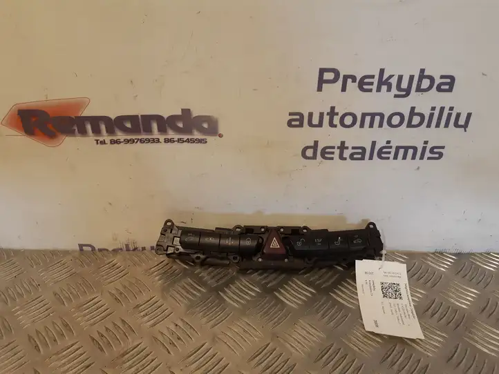 Mercedes-Benz S W220 (1998 - 2006) 2208217558 Блок кнопок на панели — фото 1