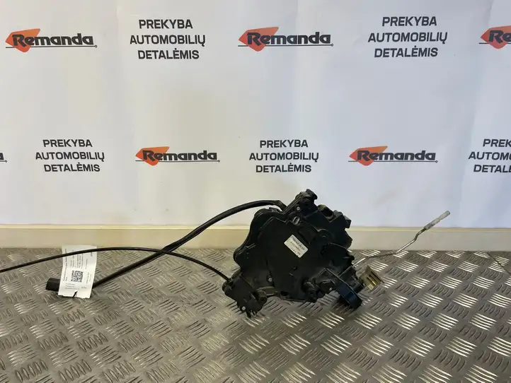 Volkswagen Transporter - Caravelle T5 (2003 - 2009) Замок раздвижной двери — фото 2