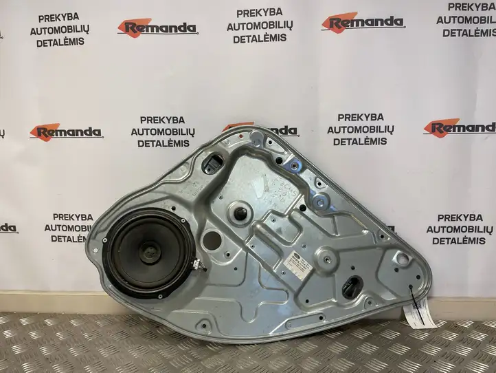 Ford Focus (2005 - 2008) 4M51A24994CE Механический стеклоподъемник задней двери — фото 1