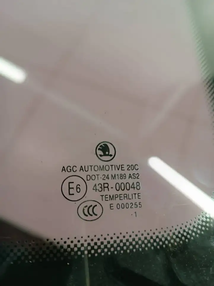 Skoda Yeti (5L) (2009 - 2012) 43R00048 Заднее боковое стекло — фото 3