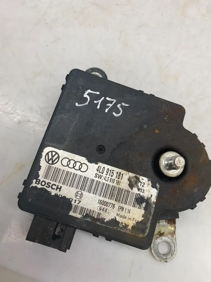 Audi Q7 4L (2005 - 2009) 4L0915181 Прочие блоки управления — фото 1