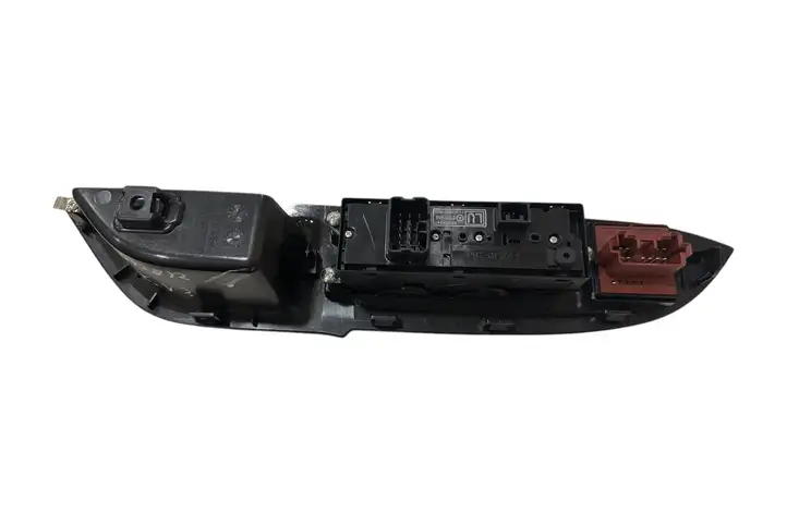 Mitsubishi Outlander (2016 - 2018) 8608A347 Кнопка стеклоподъемников — фото 6